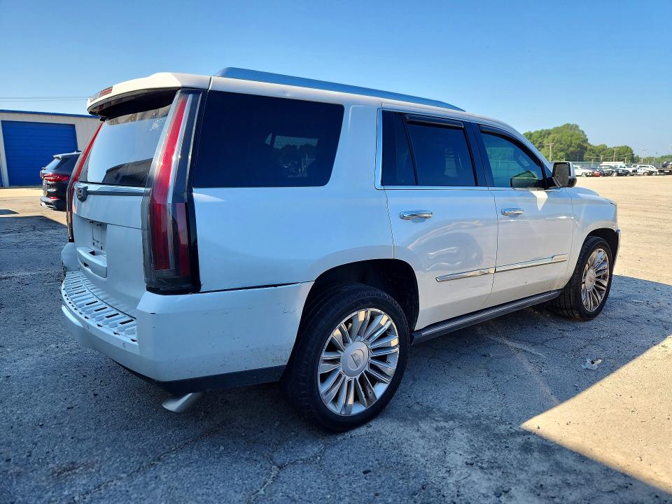 2016 Cadillac Escalade მანქანა იყიდება აუქციონზე, vin: 1GYS4DKJ8GR162856, აუქციონის ნომერი: 59981876