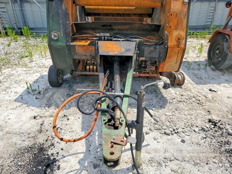 1999 John Deer Industrial Equipment მანქანა იყიდება აუქციონზე, vin: E00466X134063, აუქციონის ნომერი: 85452625