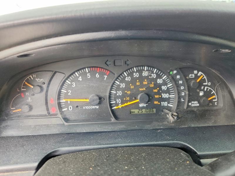 2003 Toyota Tundra მანქანა იყიდება აუქციონზე, vin: 5TBBT44173S389434, აუქციონის ნომერი: 62827356