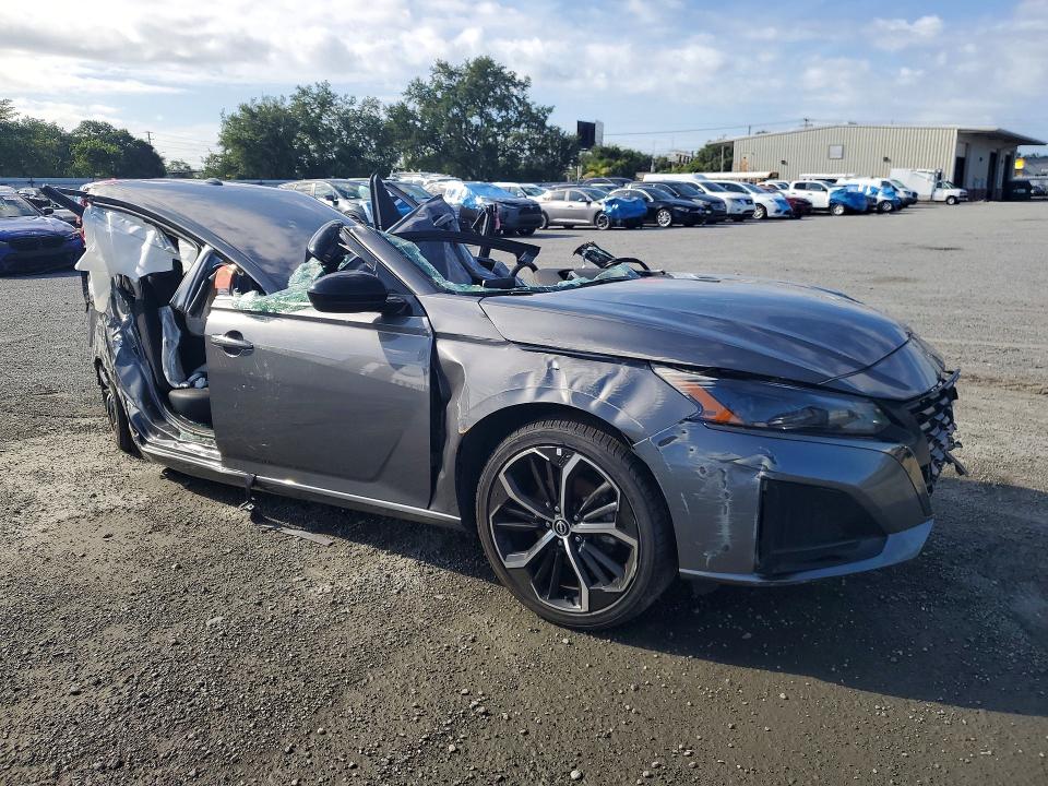 2025 Nissan Altima მანქანა იყიდება აუქციონზე, vin: 1N4BL4CV7SN310849, აუქციონის ნომერი: 61699576