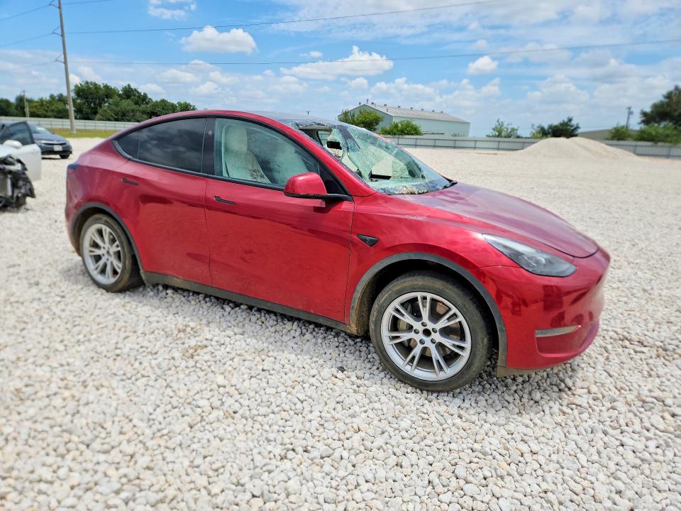 60043276 :رقم المزاد ، 7SAYGDED3RF024862 vin ، 2024 Tesla Model Y مزاد بيع