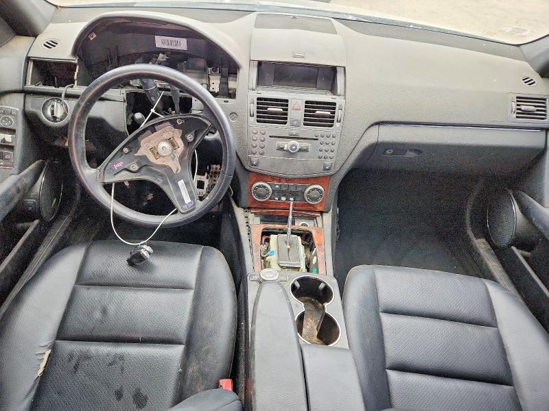 60889816 :رقم المزاد ، WDDGF8BB7AR108743 vin ، 2010 Mercedes-benz C مزاد بيع
