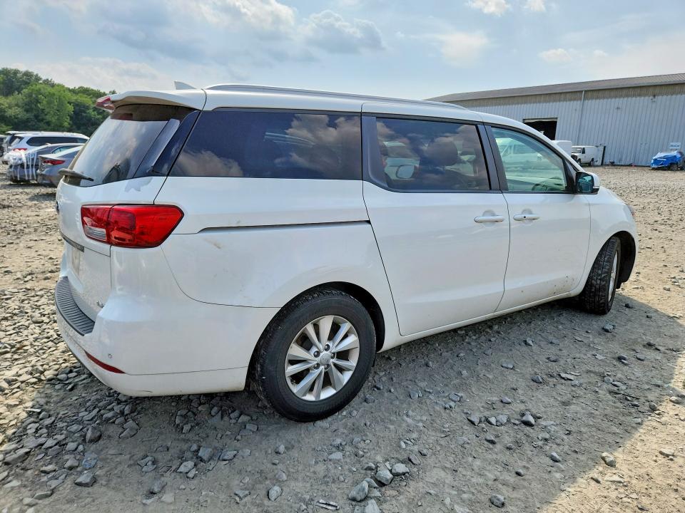 59713996 :رقم المزاد ، KNDMB5C17H6239230 vin ، 2017 Kia Sedona مزاد بيع