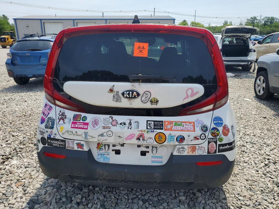 2020 Kia Soul მანქანა იყიდება აუქციონზე, vin: KNDJ23AU0L7020990, აუქციონის ნომერი: 61951906