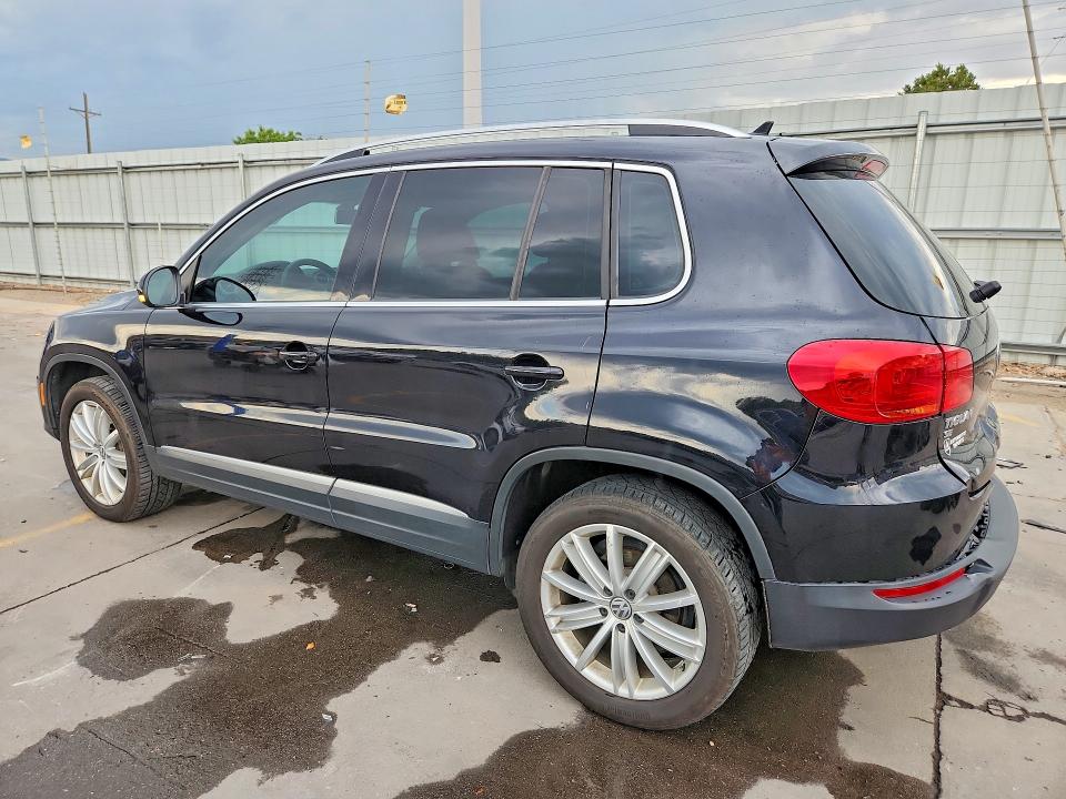 2016 Volkswagen Tiguan მანქანა იყიდება აუქციონზე, vin: WVGBV7AX5GW566611, აუქციონის ნომერი: 61954686