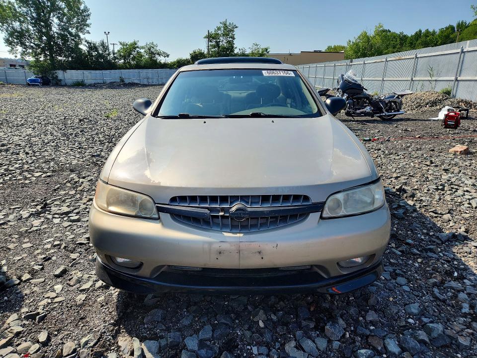 2000 Nissan Altima მანქანა იყიდება აუქციონზე, vin: 1N4DL01D5YC218557, აუქციონის ნომერი: 60637166