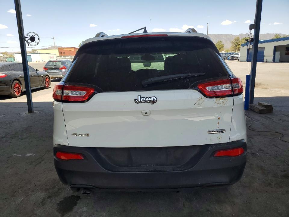 63031666 :رقم المزاد ، 1C4PJMCB1GW325800 vin ، 2016 Jeep Cherokee مزاد بيع
