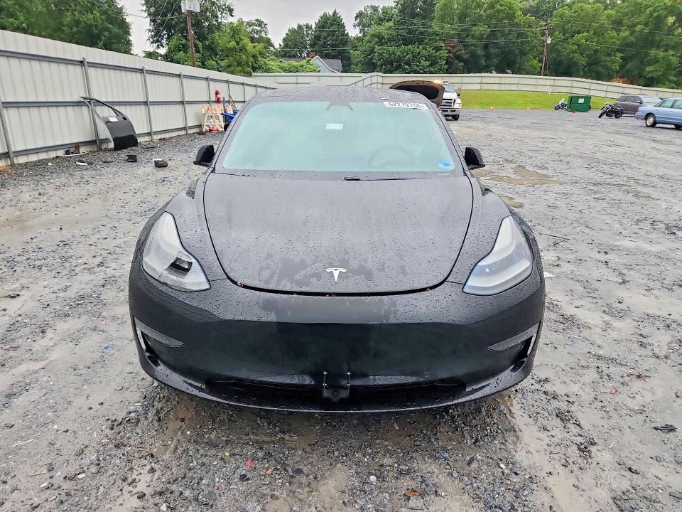 2021 Tesla Model 3 მანქანა იყიდება აუქციონზე, vin: 5YJ3E1EA2MF915994, აუქციონის ნომერი: 62279756