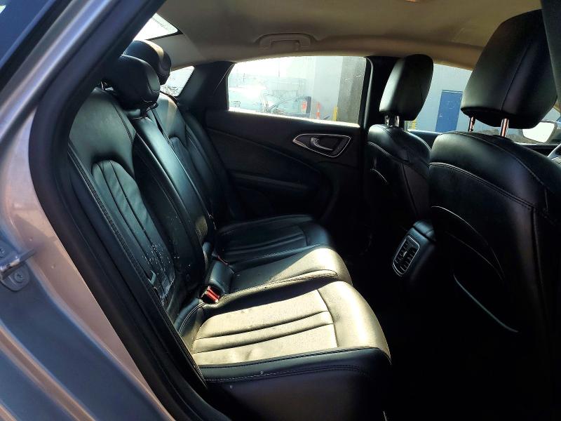 Продаж на аукціоні авто 2015 Chrysler 200, vin: 1C3CCCCB6FN759268, номер лоту: 62931906