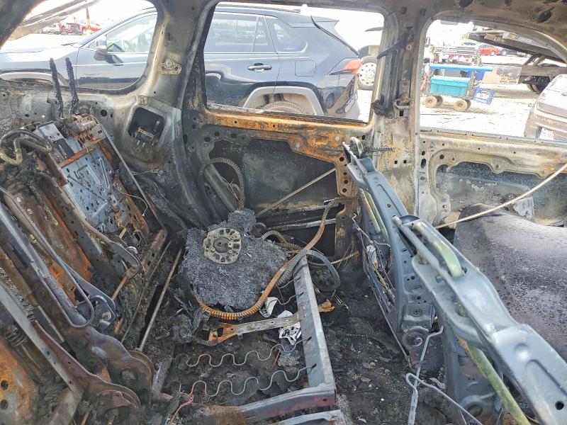 62345816 :رقم المزاد ، 1C4PJMCS9FW709855 vin ، 2015 Jeep Cherokee مزاد بيع