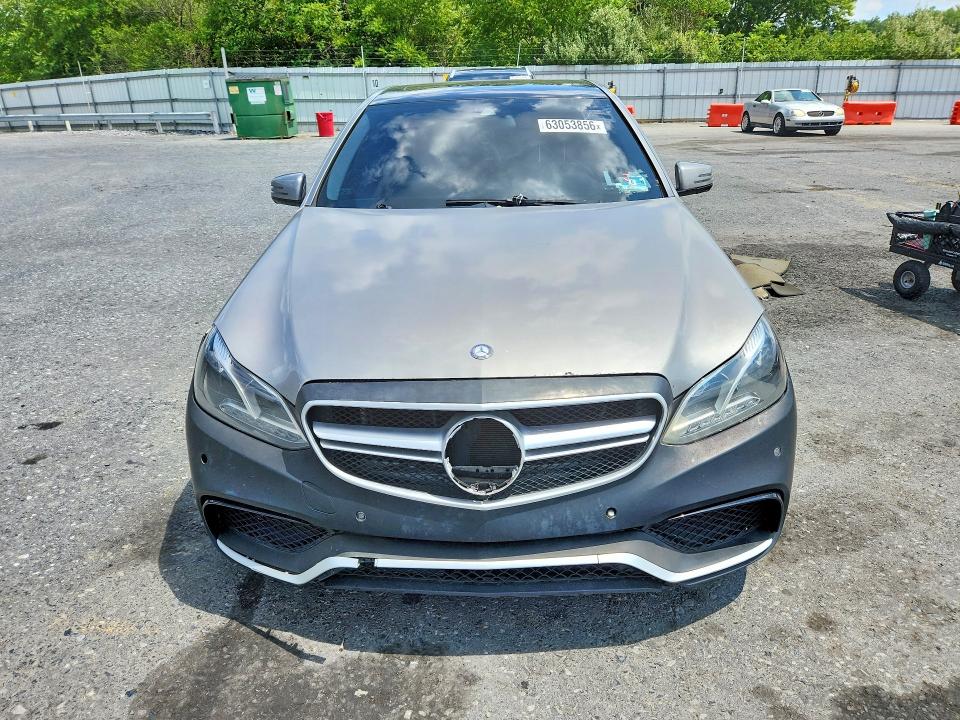 63053856 :رقم المزاد ، WDDHF8JB4EA899467 vin ، 2014 Mercedes-benz E مزاد بيع