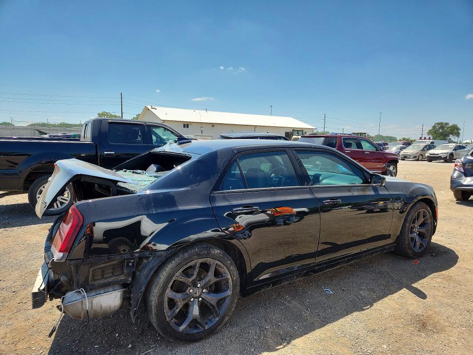 61171066 :رقم المزاد ، 2C3CCABG6MH545484 vin ، 2021 Chrysler 300 مزاد بيع