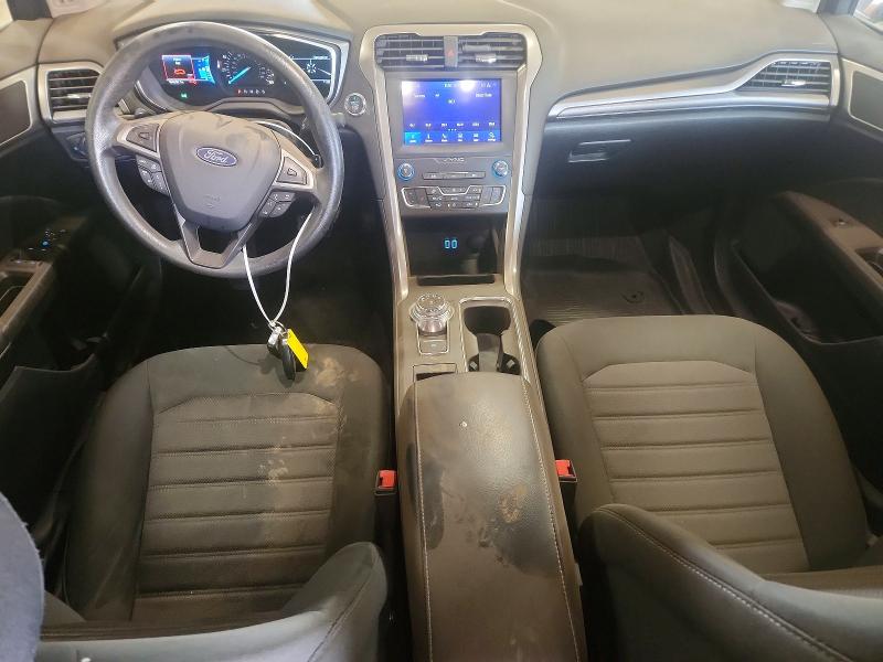 60772706 :رقم المزاد ، 3FA6P0T95LR260985 vin ، 2020 Ford Fusion مزاد بيع