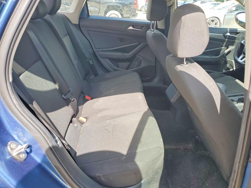 60322746 :رقم المزاد ، 3VWC57BU0LM092569 vin ، 2020 Volkswagen Jetta مزاد بيع