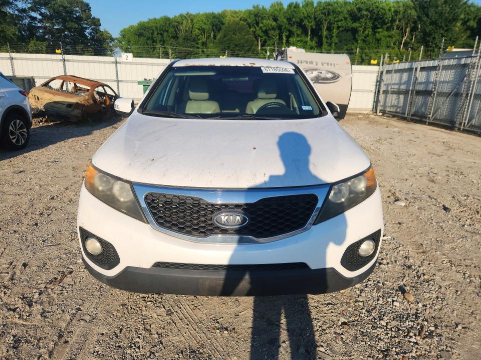 Продажа на аукционе авто 2011 Kia Sorento, vin: 5XYKU4A14BG031065, номер лота: 61185596