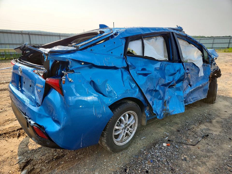 Продажа на аукционе авто 2022 Toyota Prius, vin: JTDKAMFU0N3189097, номер лота: 62661076