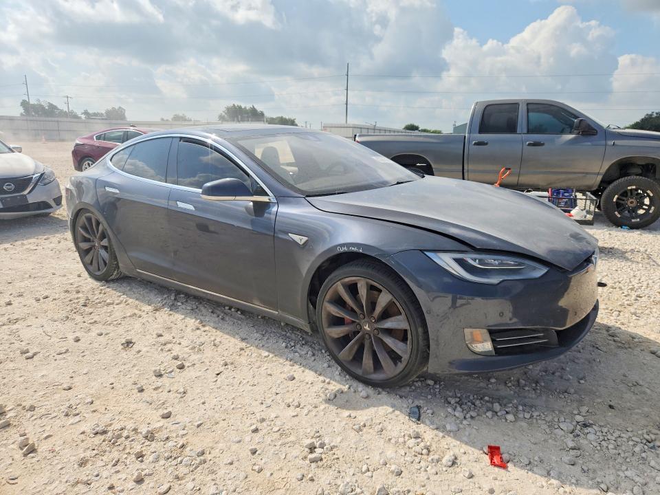 2016 Tesla Model S მანქანა იყიდება აუქციონზე, vin: 5YJSA1E45GF144114, აუქციონის ნომერი: 62261586