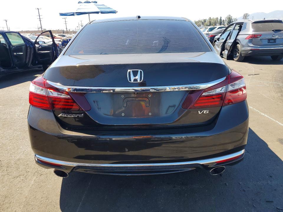 Продажа на аукционе авто 2017 Honda Accord, vin: 1HGCR3F80HA030396, номер лота: 59543046