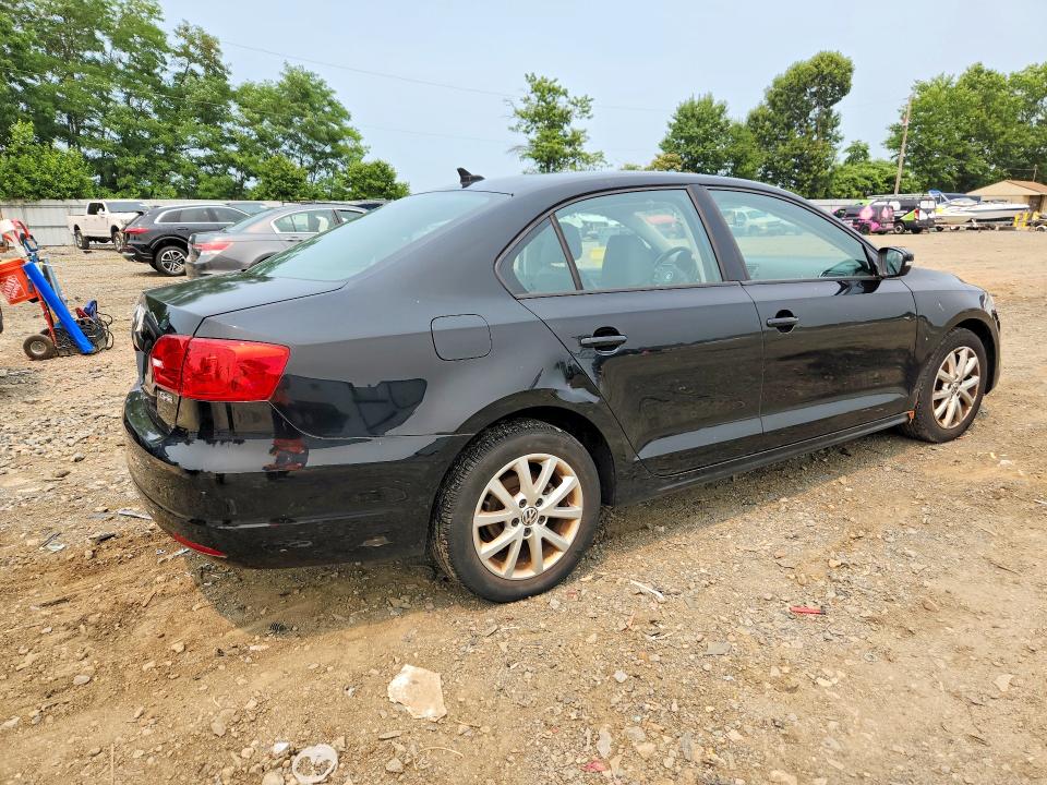 61181076 :رقم المزاد ، 3VWDP7AJ7CM410502 vin ، 2012 Volkswagen Jetta مزاد بيع