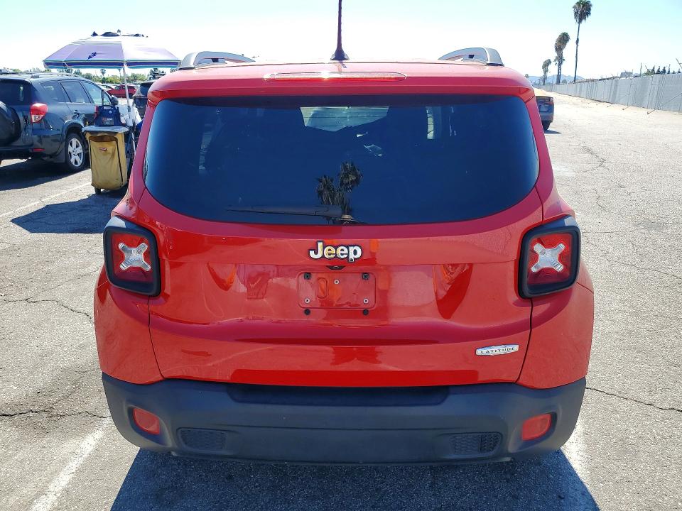 Продажа на аукционе авто 2015 Jeep Renegade, vin: ZACCJABT8FPB89264, номер лота: 62061306