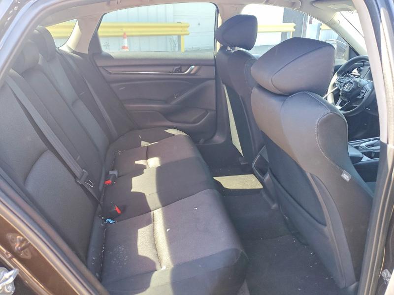 2018 Honda Accord მანქანა იყიდება აუქციონზე, vin: 1HGCV1F10JA136498, აუქციონის ნომერი: 61417556
