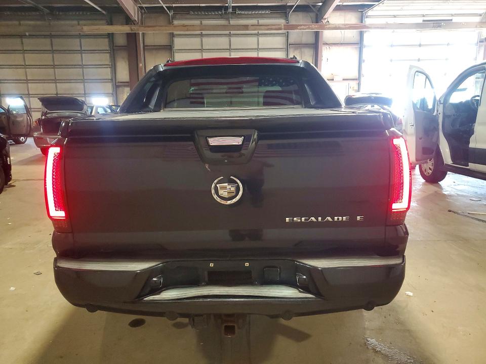 2007 Cadillac Escalade მანქანა იყიდება აუქციონზე, vin: 3GYFK628X7G275532, აუქციონის ნომერი: 61693596