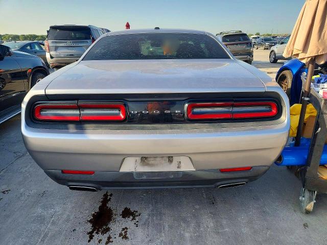 61640176 :رقم المزاد ، 2C3CDZAG7FH873366 vin ، 2015 Dodge Challenger مزاد بيع