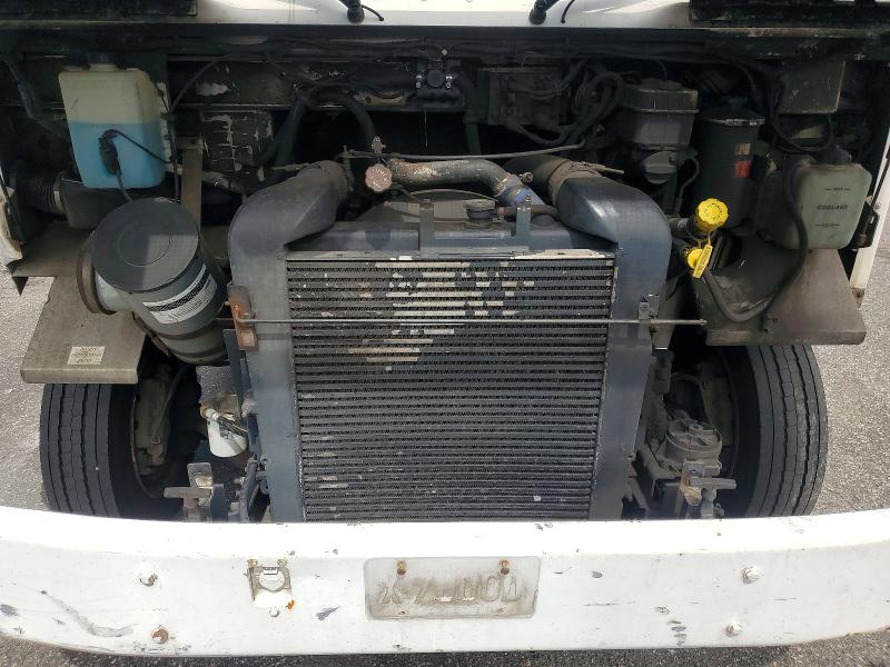 Продажа на аукционе авто 2001 Freightliner Mt45 Chassis, vin: 4UZAANBWX1CH52853, номер лота: 61421026