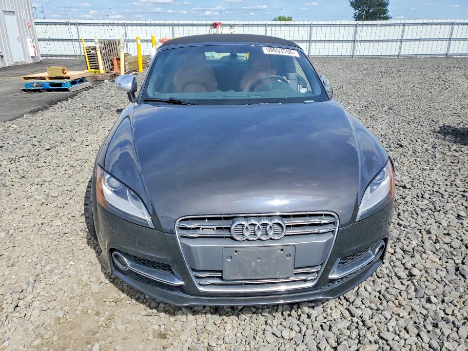 59853706 :رقم المزاد ، TRUS1AFK2B1025845 vin ، 2011 Audi Tts مزاد بيع