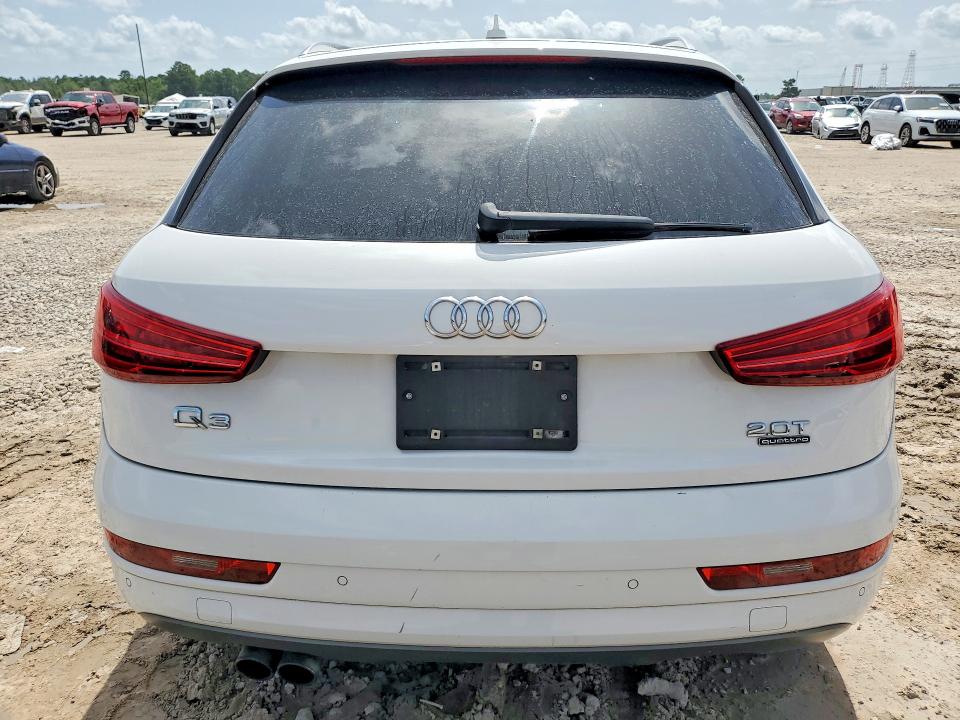 61511956 :رقم المزاد ، WA1EFCFS8GR011956 vin ، 2016 Audi Q3 مزاد بيع
