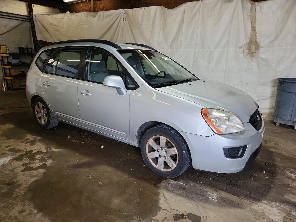 60115896 :رقم المزاد ، KNAFG526487133591 vin ، 2008 Kia Rondo مزاد بيع