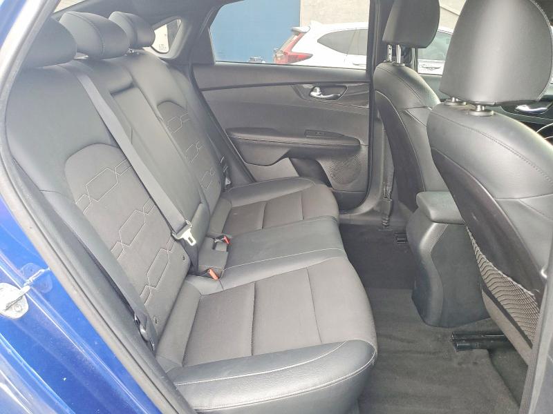 62084666 :رقم المزاد ، 3KPF34AD8LE158981 vin ، 2020 Kia Forte مزاد بيع