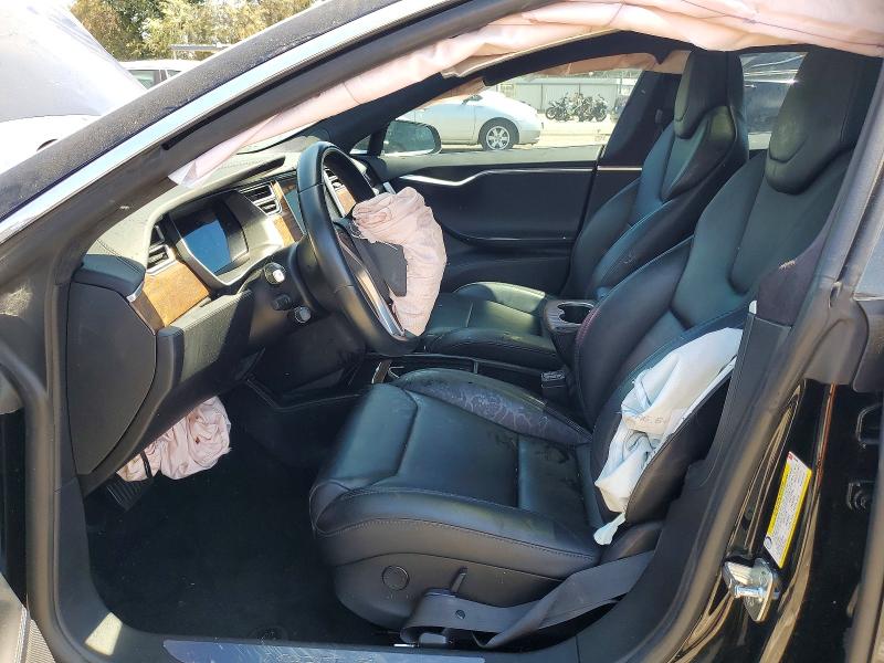 60255876 :رقم المزاد ، 5YJSA1E28JF239840 vin ، 2018 Tesla Model S مزاد بيع