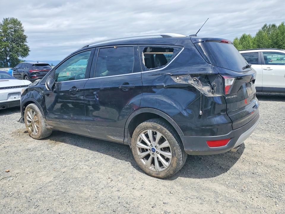 60223836 :رقم المزاد ، 1FMCU9JD2HUE37618 vin ، 2017 Ford Escape مزاد بيع