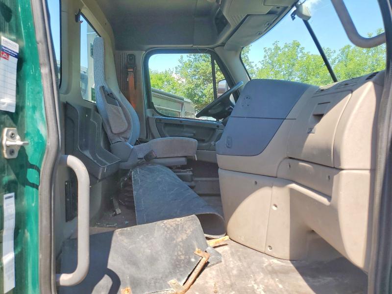 2018 Freightliner Cascadia 113 მანქანა იყიდება აუქციონზე, vin: 3AKBGADV2JSJL4392, აუქციონის ნომერი: 59223246