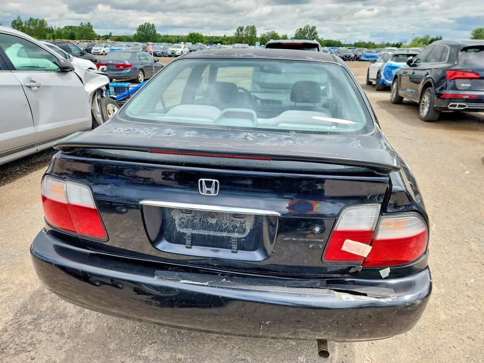 1996 Honda Accord მანქანა იყიდება აუქციონზე, vin: 1HGCD5635TA810370, აუქციონის ნომერი: 56484486