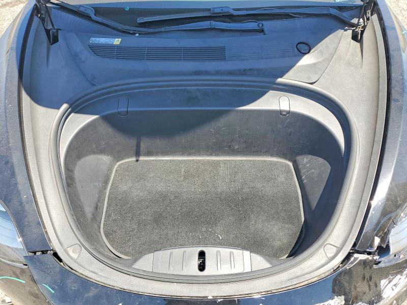Продажа на аукционе авто 2018 Tesla Model 3, vin: 5YJ3E1EA0JF033962, номер лота: 62145036