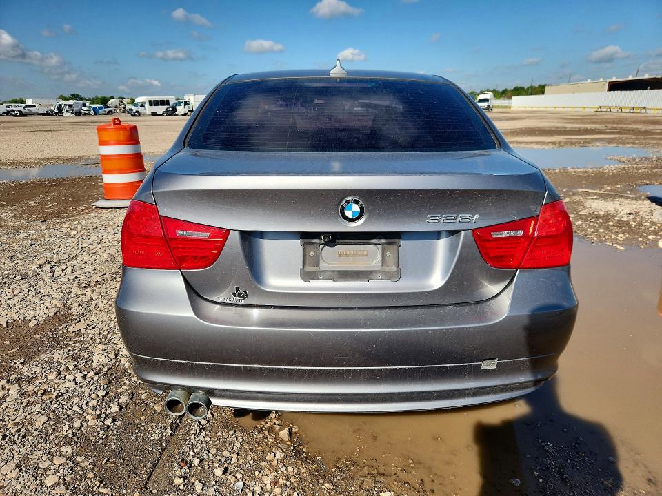 2011 Bmw 328 მანქანა იყიდება აუქციონზე, vin: WBAPH5G52BNM73147, აუქციონის ნომერი: 60564716