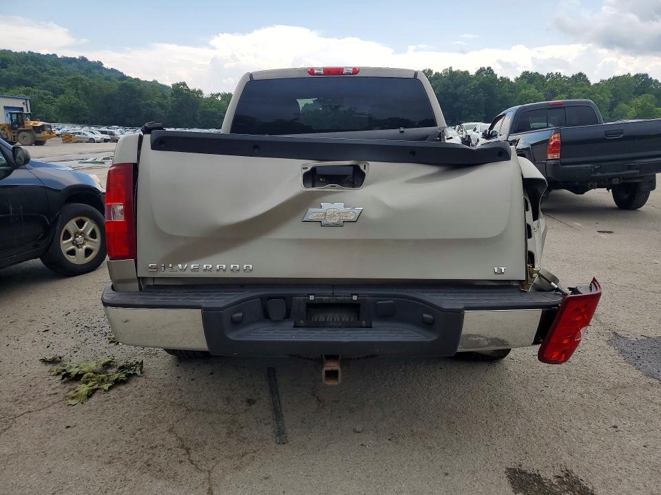 60561266 :رقم المزاد ، 1GCEC19J18Z254077 vin ، 2008 Chevrolet Silverado مزاد بيع