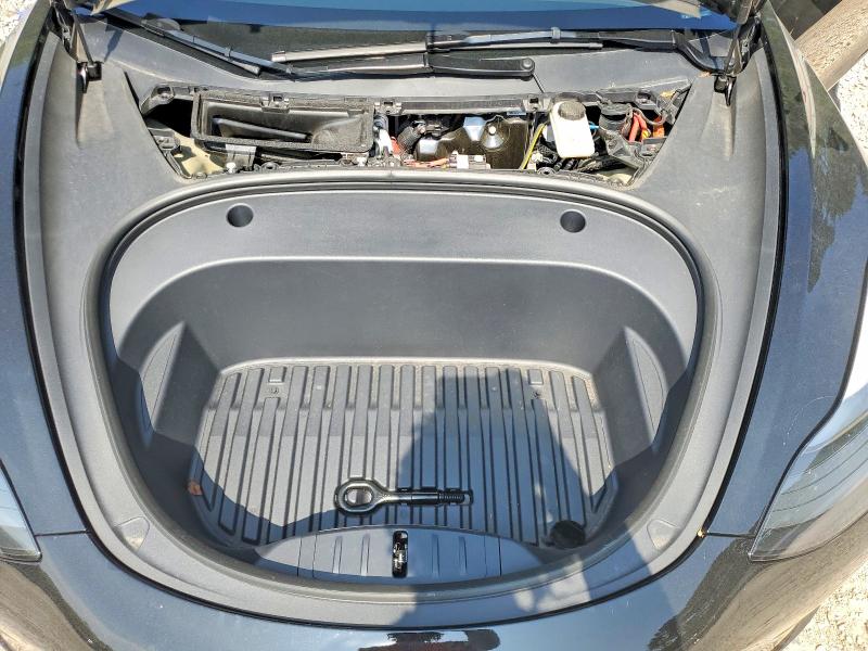 Продажа на аукционе авто 2023 Tesla Model 3, vin: 5YJ3E1EC6PF675483, номер лота: 57925546