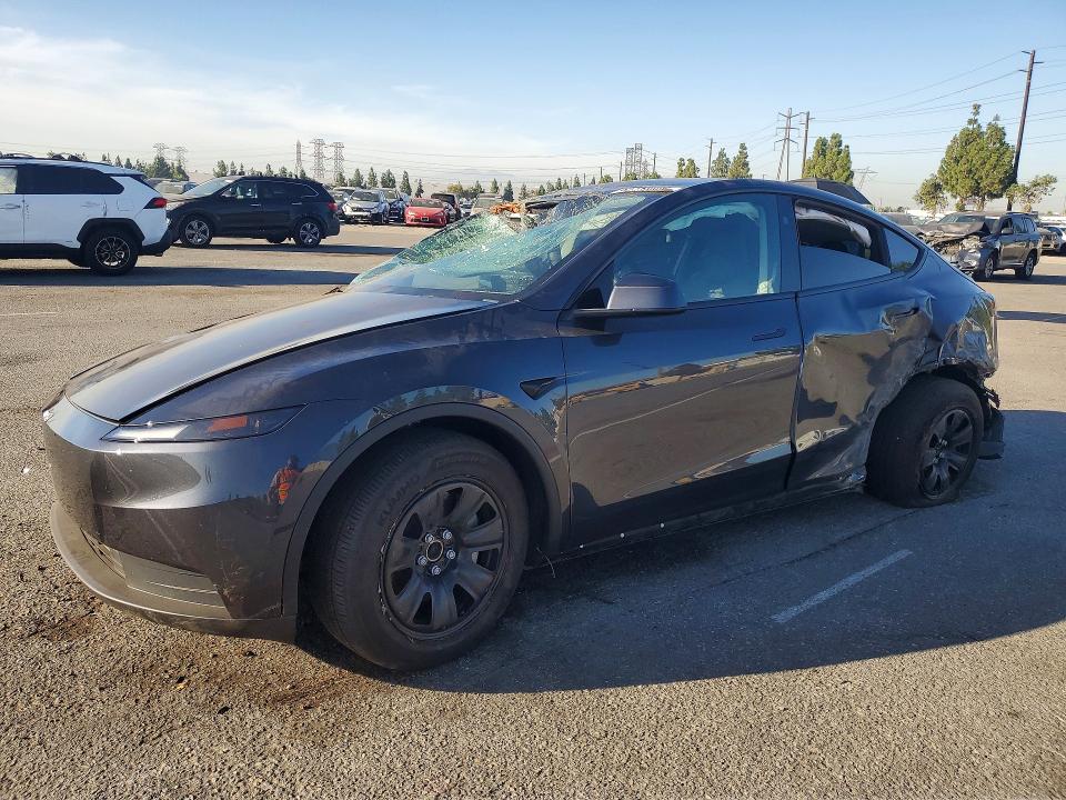 Продаж на аукціоні авто 2026 Tesla Model Y, vin: 7SAYGDED7TA604040, номер лоту: 62118806