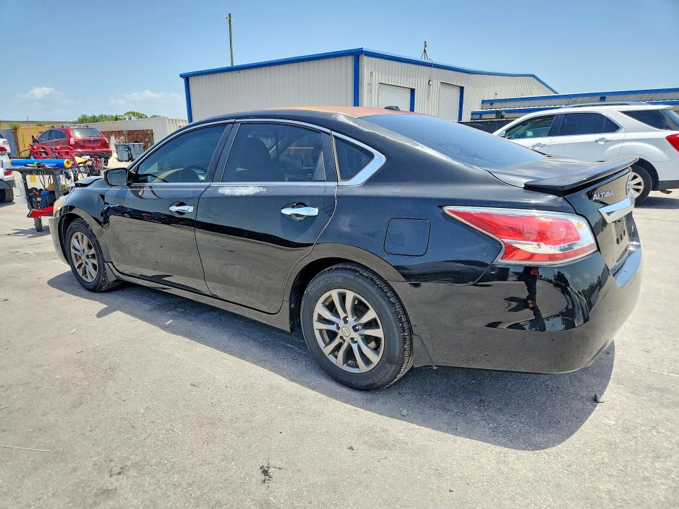 60622476 :رقم المزاد ، 1N4AL3APXFC475743 vin ، 2015 Nissan Altima مزاد بيع