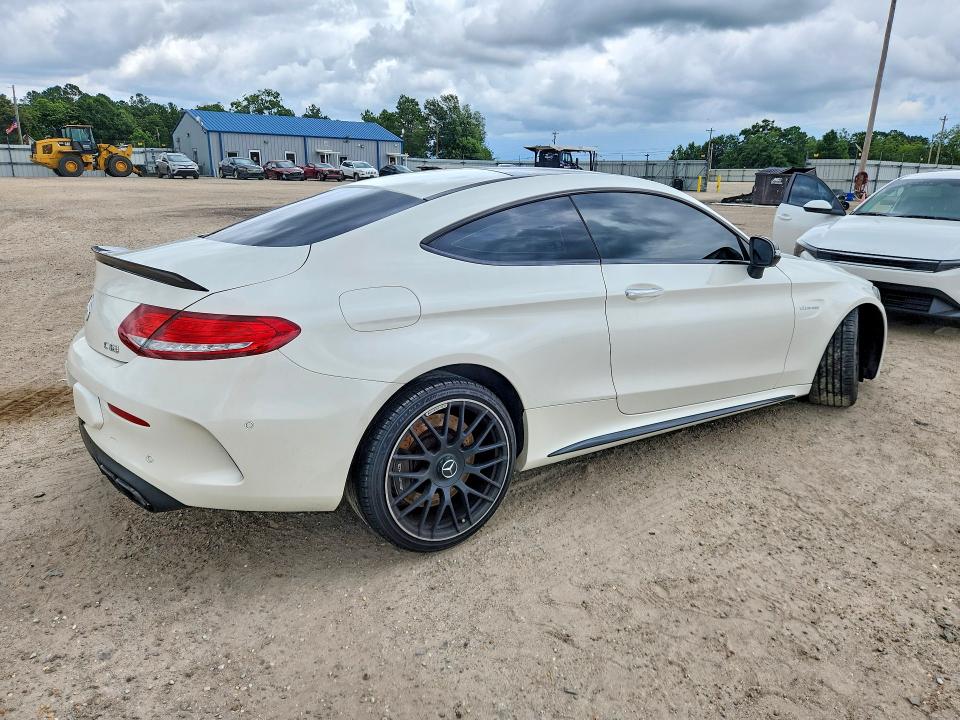 60623906 :رقم المزاد ، WDDWJ8GB4JF714974 vin ، 2018 Mercedes-benz C مزاد بيع