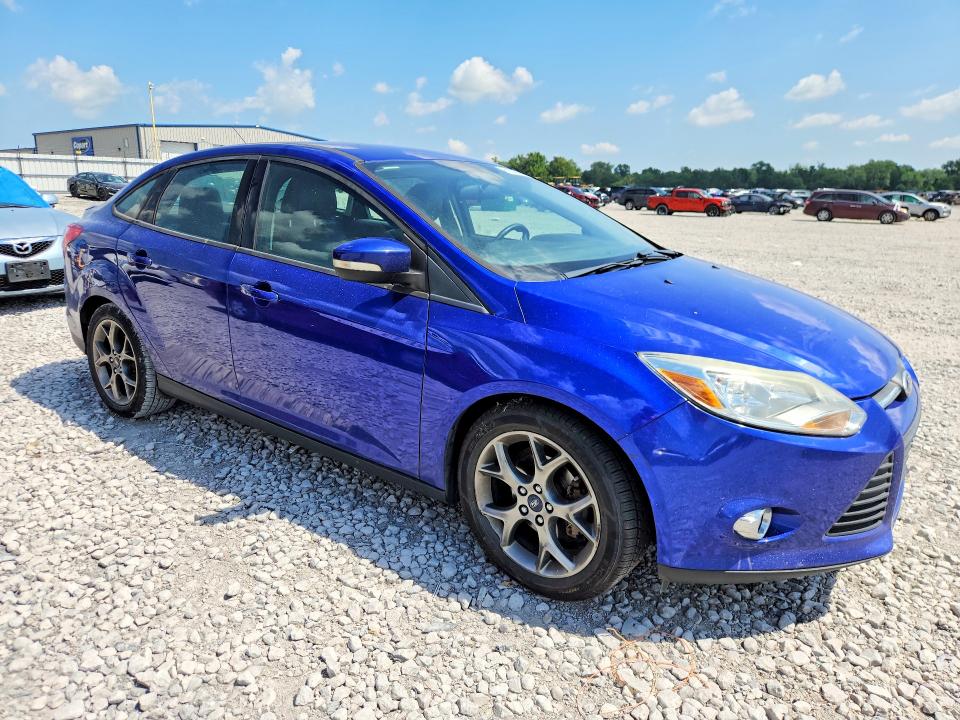 2013 Ford Focus მანქანა იყიდება აუქციონზე, vin: 1FADP3F28DL306185, აუქციონის ნომერი: 61529346
