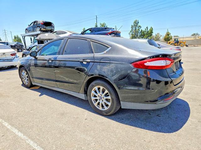 60963136 :رقم المزاد ، 3FA6P0G75GR218833 vin ، 2016 Ford Fusion مزاد بيع