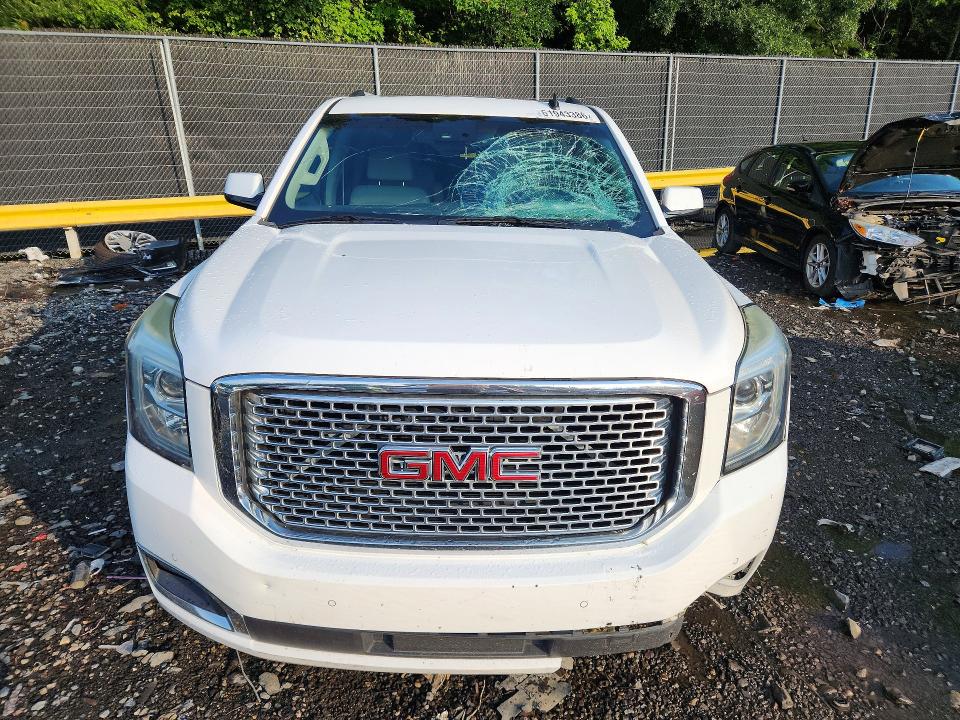 Продаж на аукціоні авто 2015 Gmc Yukon Xl, vin: 1GKS1JKJ8FR164056, номер лоту: 61943386