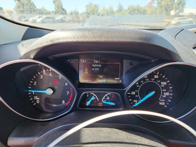 2018 Ford Escape მანქანა იყიდება აუქციონზე, vin: 1FMCU0F73JUB14523, აუქციონის ნომერი: 62645976