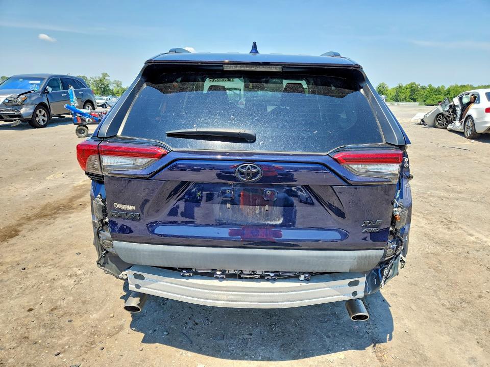 Продаж на аукціоні авто 2021 Toyota Rav4, vin: 2T3P1RFV0MW232800, номер лоту: 60751376