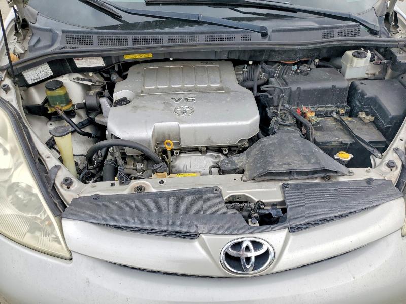 60900576 :رقم المزاد ، 5TDKK4CCXAS316553 vin ، 2010 Toyota Sienna مزاد بيع