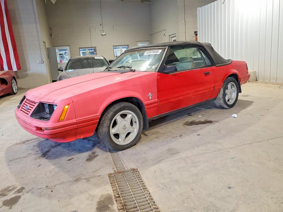 60808666 :رقم المزاد ، 1FABP2735EF117972 vin ، 1984 Ford Mustang مزاد بيع